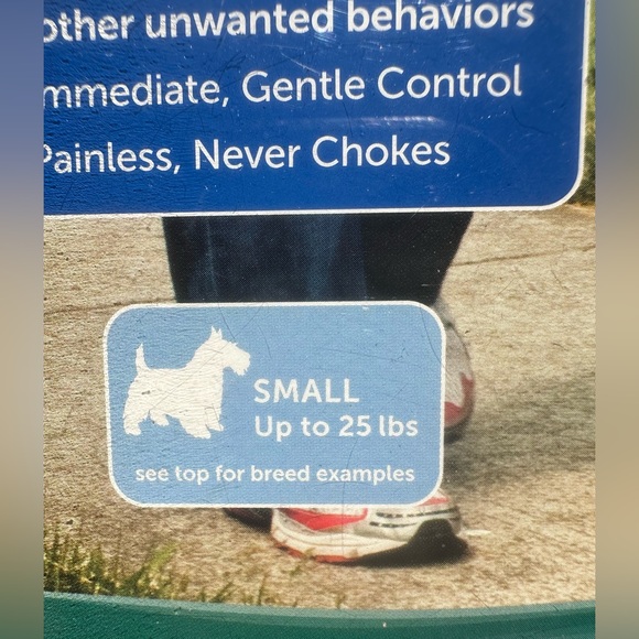 PETSAFE Gentle Leader Head Collar Stops Pulling Jumping Small up to 25lbs Black - Picture 3 of 14